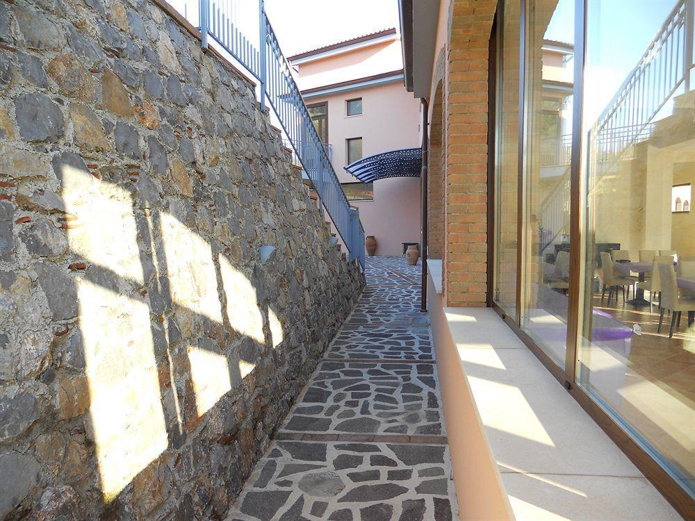 Hotel Caluna Charme San Giovanni a Piro Exterior photo